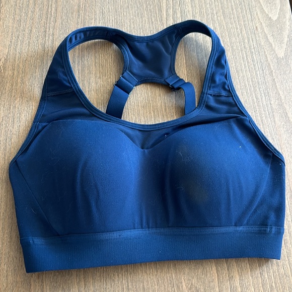 Two Women’s XS GymShark Sports Bras. Navy Blue and Light Green. - Picture 2 of 8